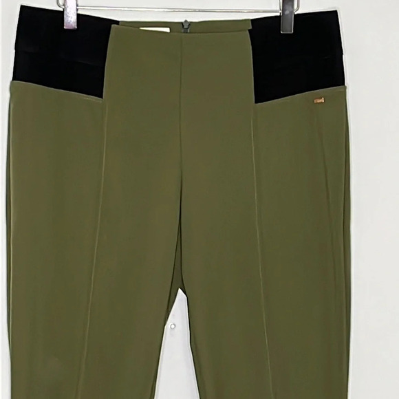 Escada Sport Back Zip Slacks/Pants in Algae - Size 14 (US) - Picture 2 of 10